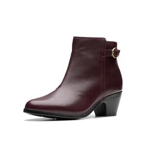 NWT Clarks Women’s Emily2 Belle Fashion Boot Wine Leather Size 8.5